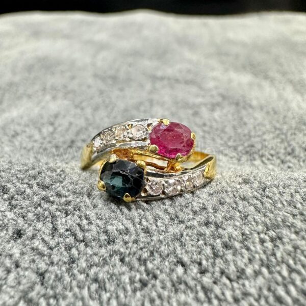 GOLD18k Ring 💍 Dubai Preloved Ruby 0.5 Sapphire