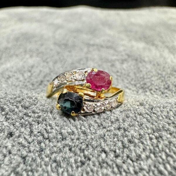 GOLD18k Ring 💍 Dubai Preloved Ruby 0.5 Sapphire