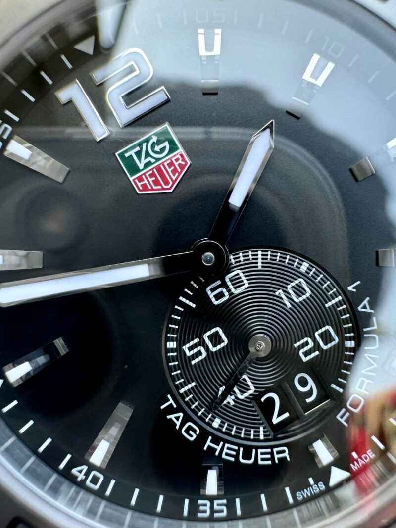 TAG Heuer Formula 1 WAU112 - Image 2
