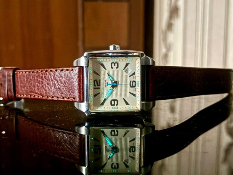 TISSOT Quadrato T005.510A Swiss Mens Quartz - Image 4