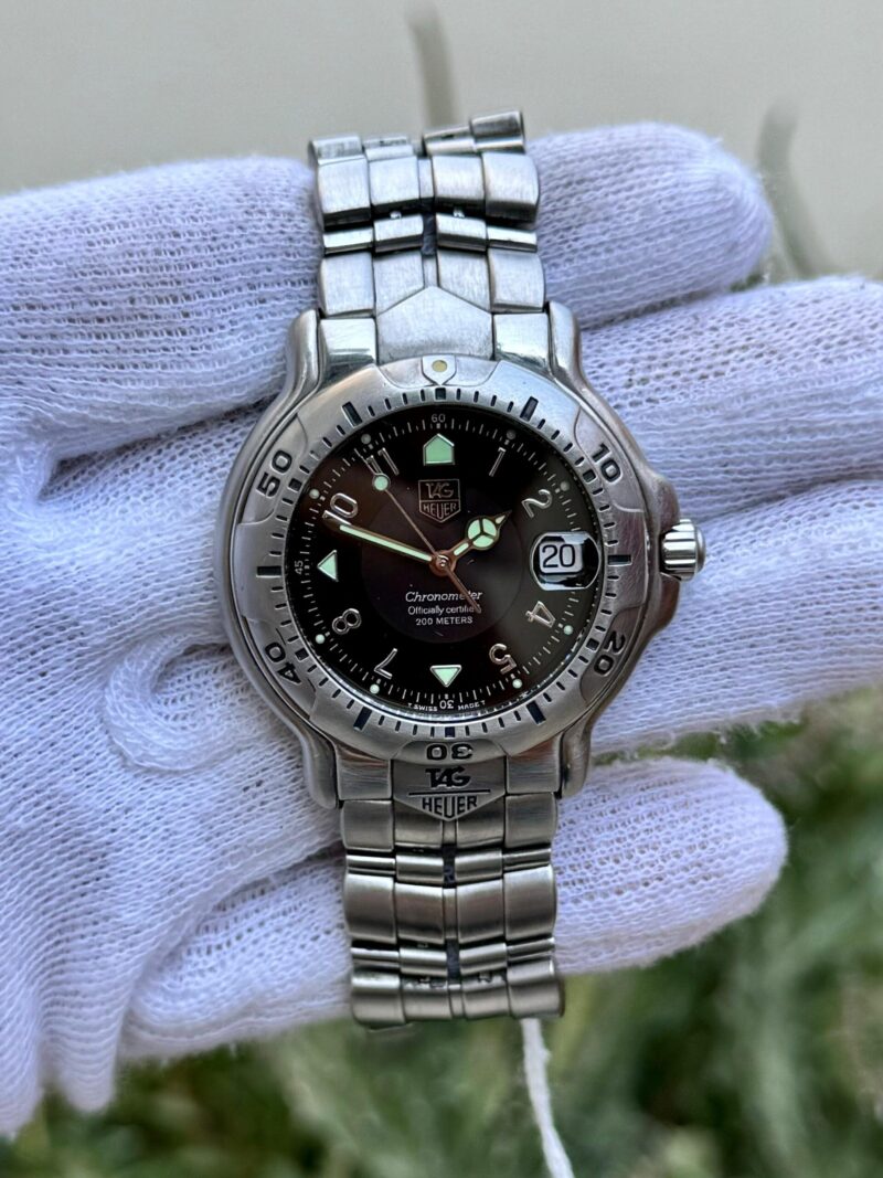 TAG Heuer Series 6000 WH5213  Swiss Mens Automatic