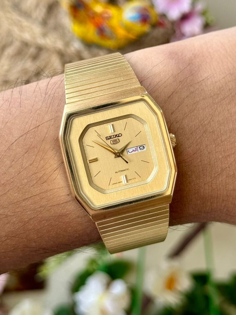 SEIKO 5 Vintage Japan  Mens - Image 2