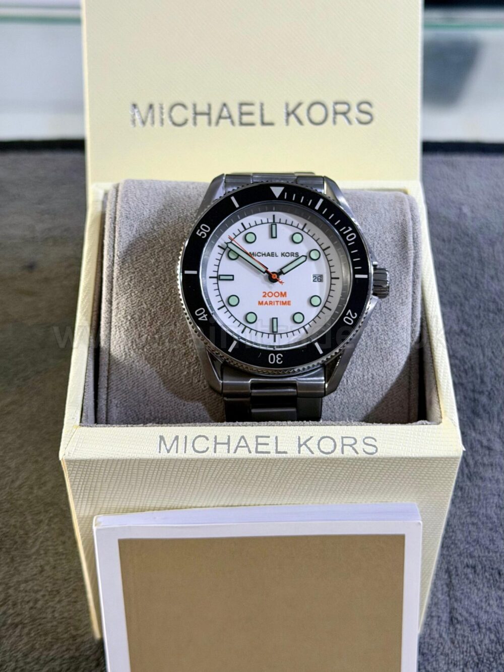 Michael Kors Maritime MK9163 White Dial Gunmetal 200m 42mm Quartz Mens – photo 4