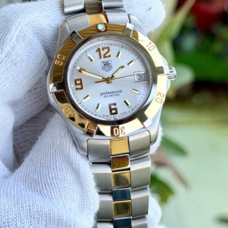 TAG Heuer 2000 WN1153 Swiss Mens Quartz
