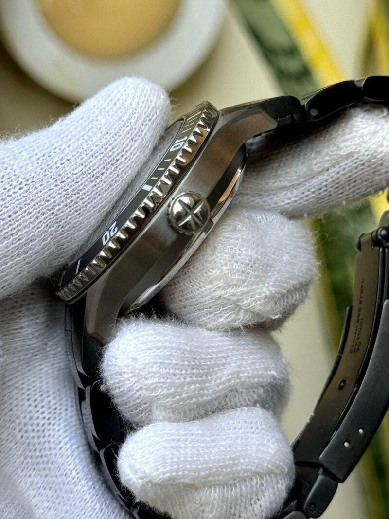 FOSSIL Defender USA Mens Quartz - Image 2