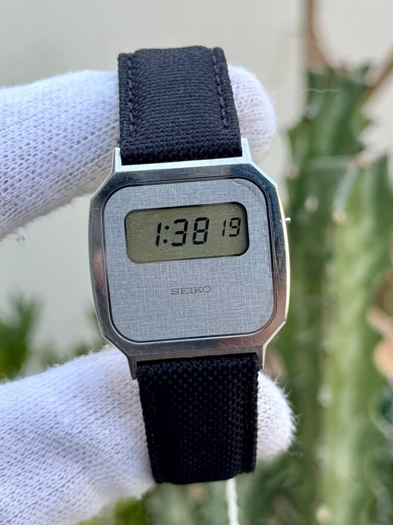 SEIKO Digital  F441-4000 Japan