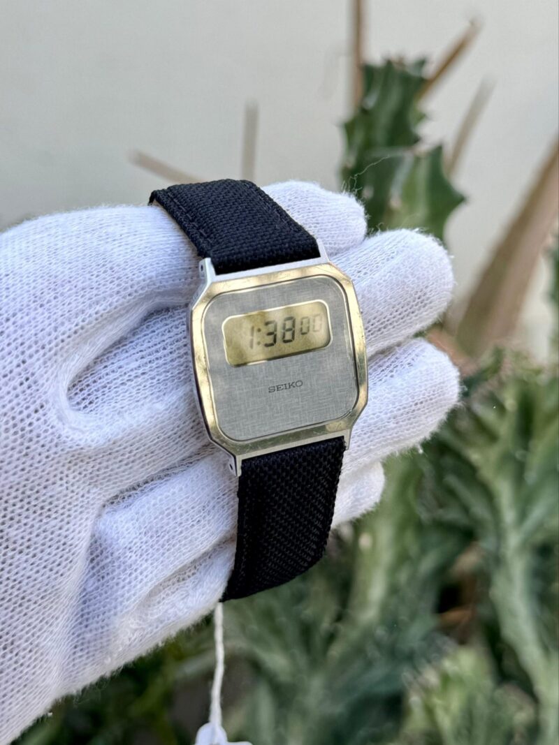 SEIKO Digital  F441-4000 Japan - Image 4