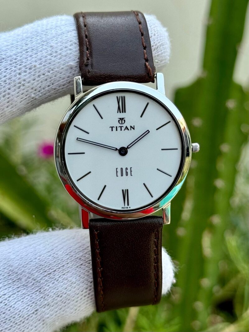 TITAN Edge Quartz Swiss MensSlim