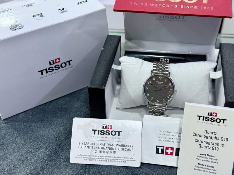 TISSOT Classic T1094101107200 Quartz Swiss Mens - Image 4