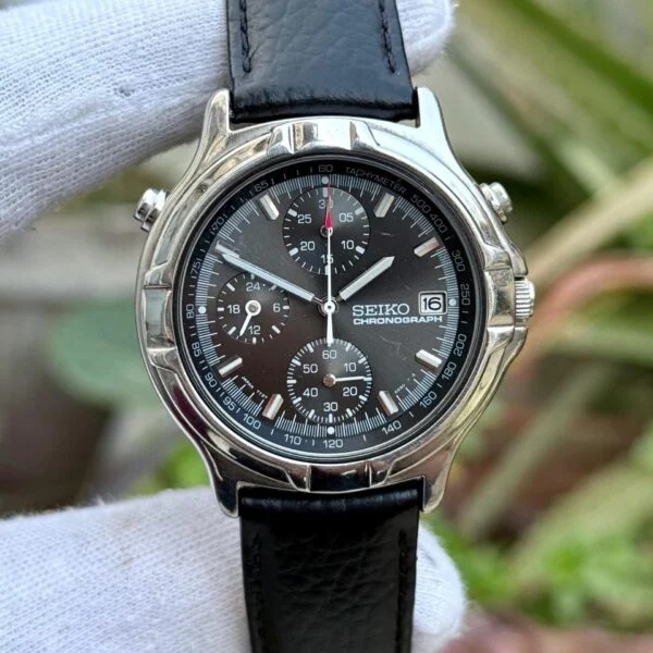 SEIKO 7T27 Vintage Quartz japan mens
