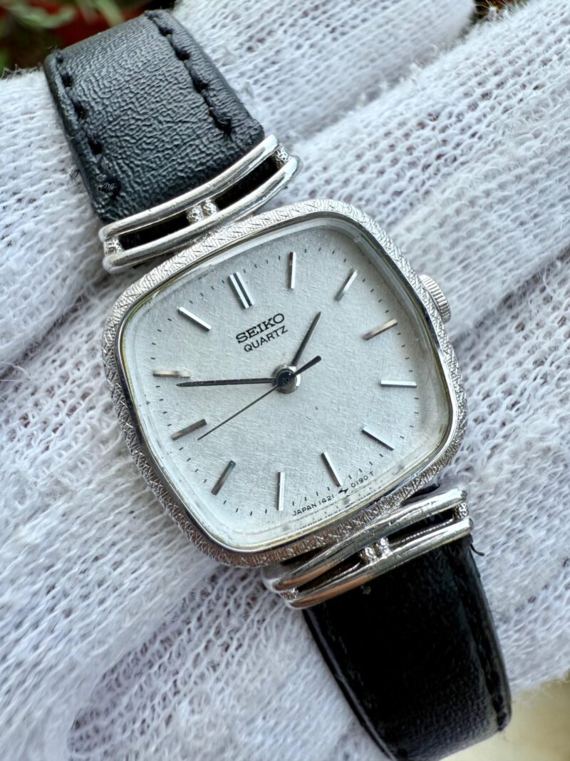SEIKO Quartz Vintage Japan  Ladies - Image 3