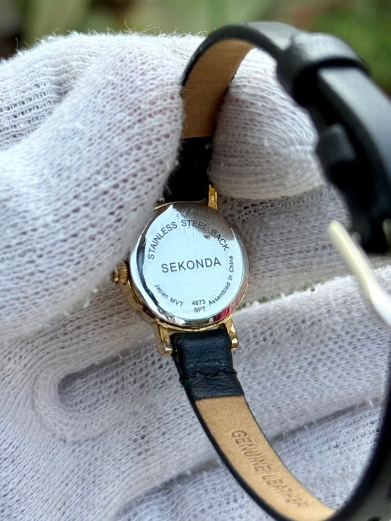 SEKONDA Quartz Japan  Laides
Gold plated Mop Dial - Image 3