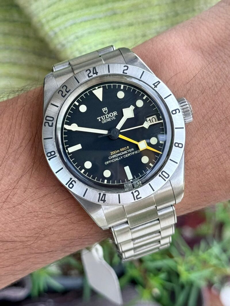 TUDOR BlackBay Pro  M79470 Swiss Mens Auto - Image 2