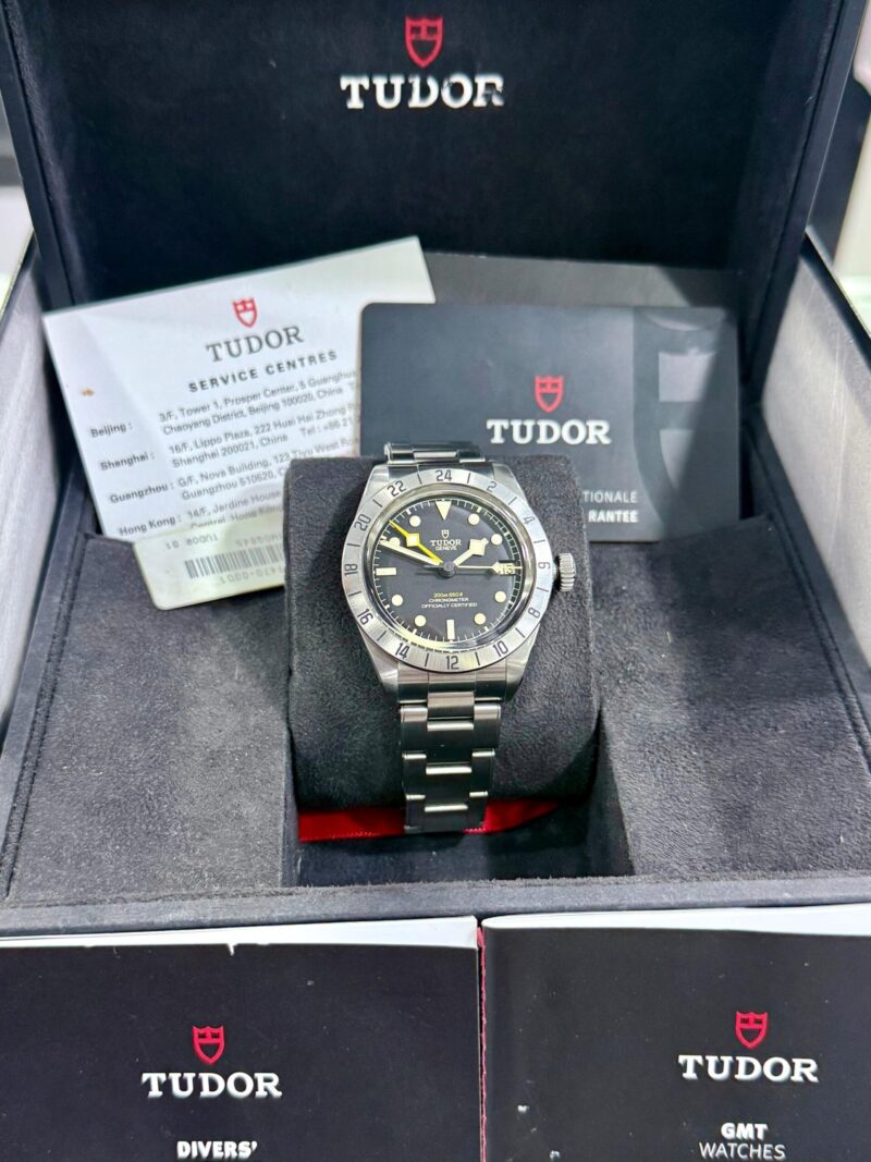 TUDOR BlackBay Pro  M79470 Swiss Mens Auto - Image 4