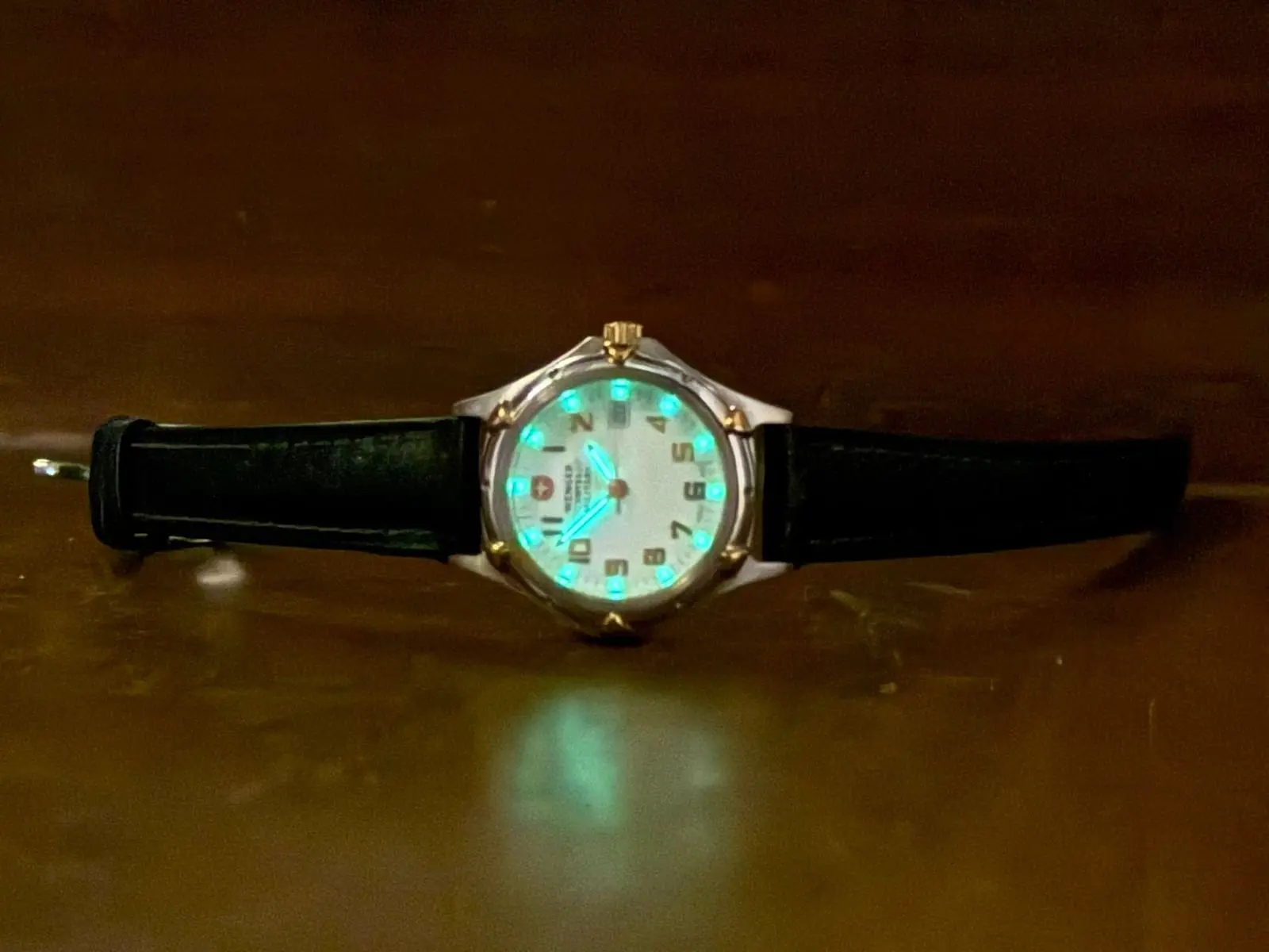 WENGER Quartz Swiss Ladies - Image 3
