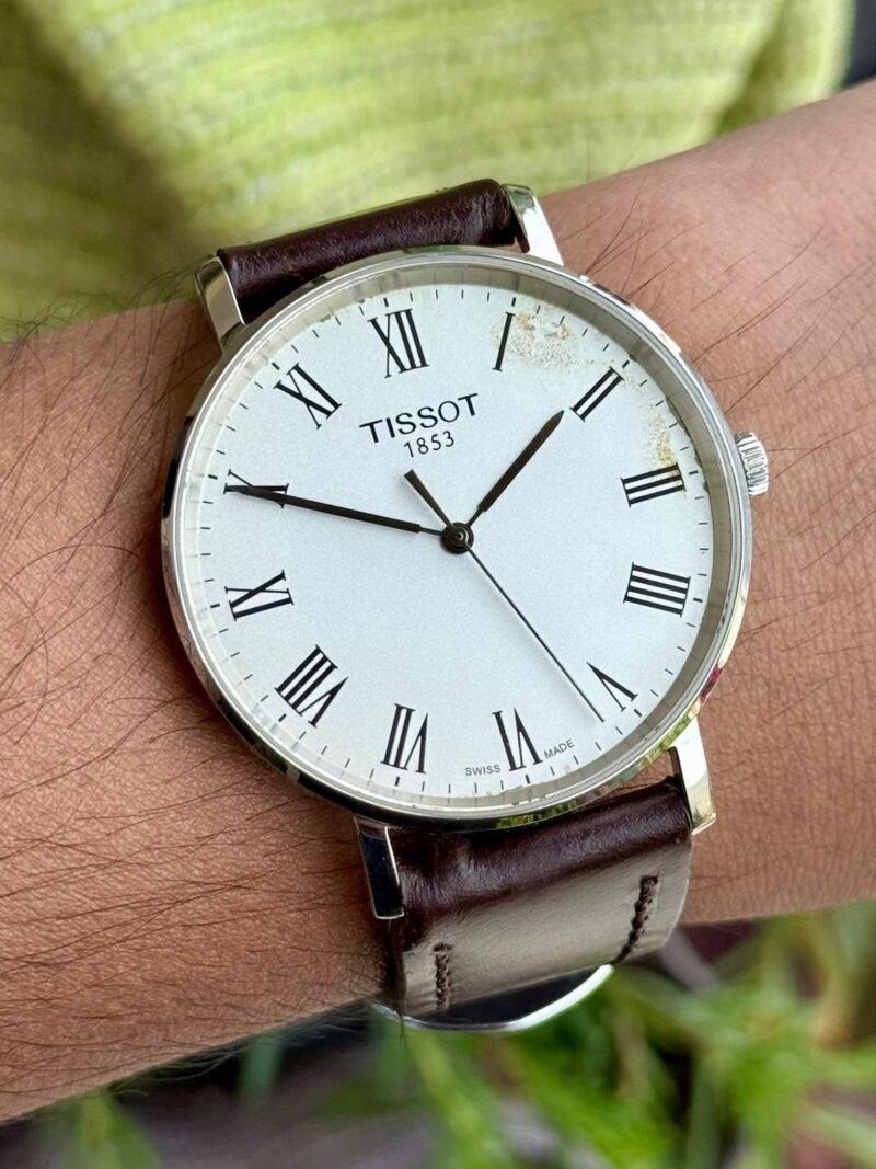 TISSOT Classic Quartz Swiss 🇨🇭 Mens
Ref: T109.410.16.033 - Image 2