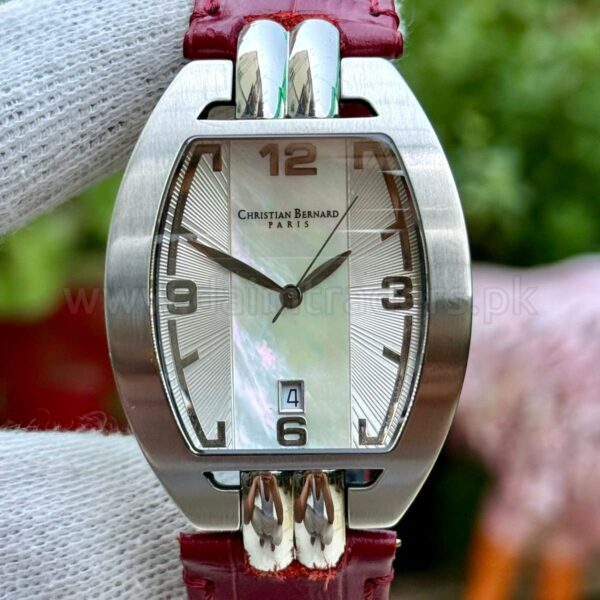 Christian Bernhard Christian Bernard Paris 5690 Mother-of-Pearl Dial Tonneau 34x44mm Quartz France Mens