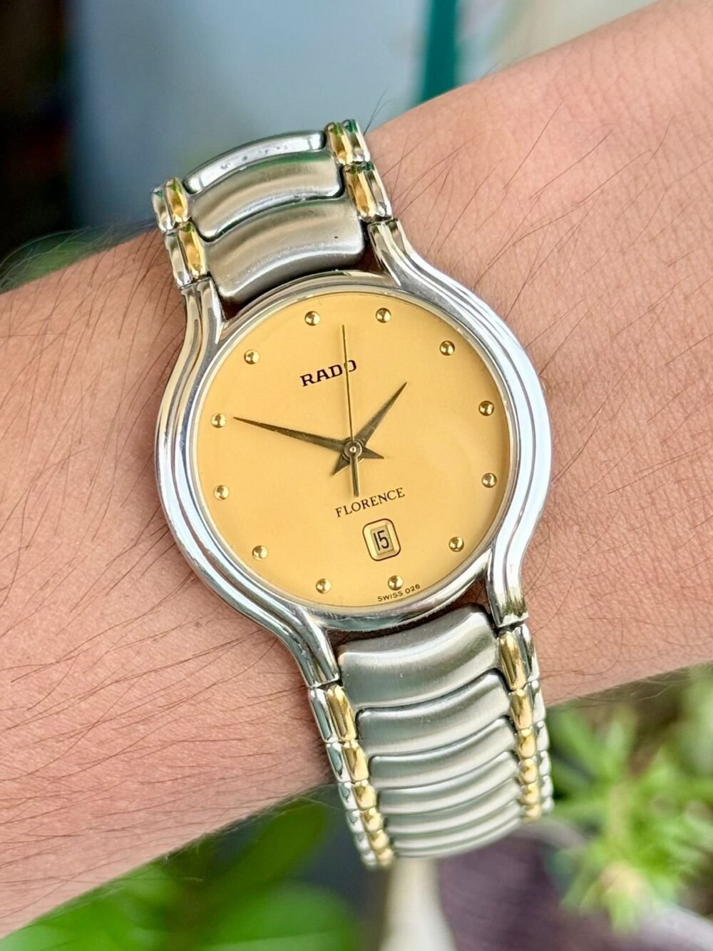 RADO Florence 129.3644.4 Gold Dial Two-Tone 35mm Quartz Swiss Mens – photo 2