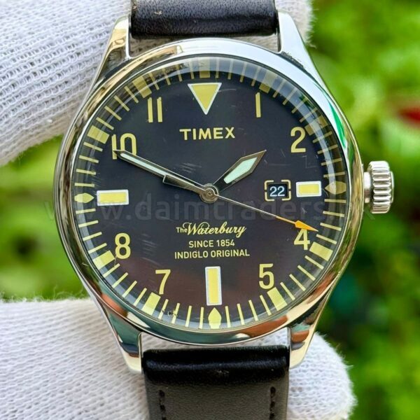 Timex WaterBury TW2P8 Quartz USA Mens