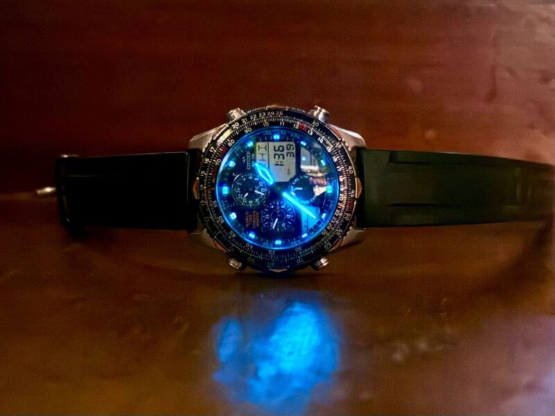 CITIZEN Promaster C300 Quartz Japan Mens - Image 4
