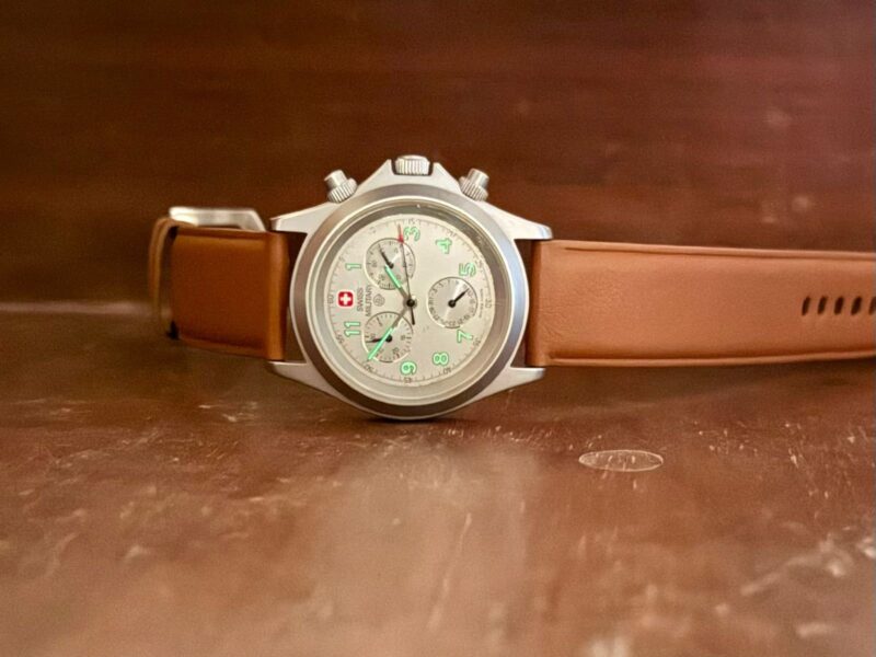 Swiss Military 8304 Quartz Swiss Mens - Image 4