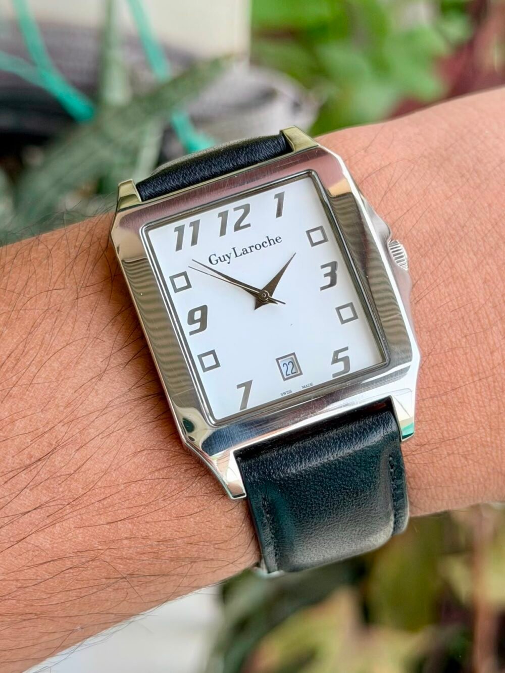 Guy Laroche 211.18 White Dial Steel Rectangular 38mm Quartz Swiss Mens – photo 2