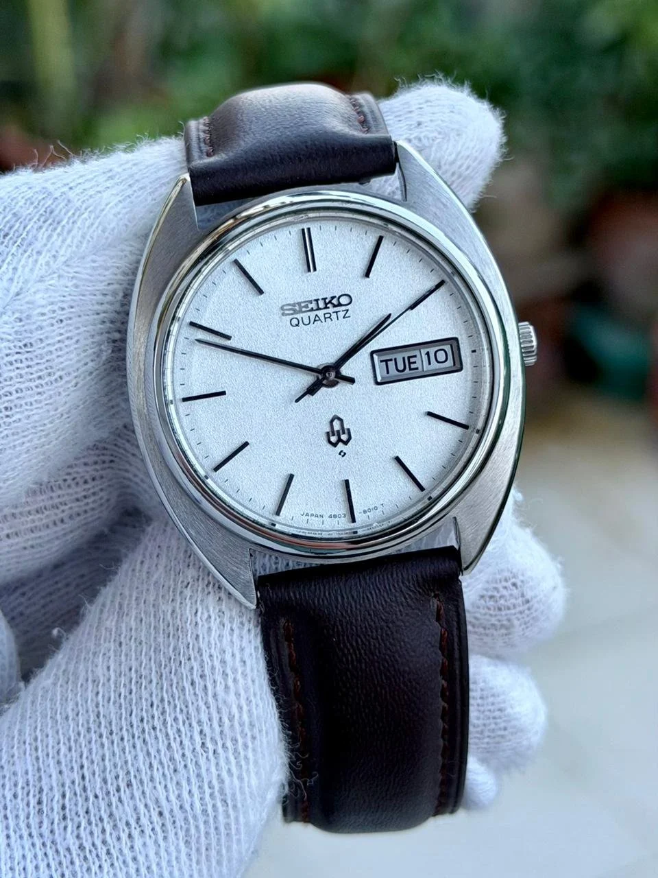 SEIKO Quartz 4803-8010 Snowflake White Dial Day-Date 38mm Vintage Japan Mens