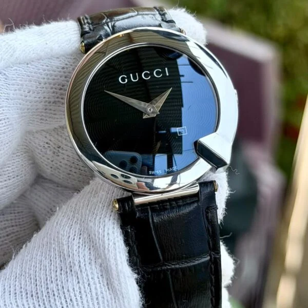 GUCCI Chiodo Quartz 122.5 Swiss Mens