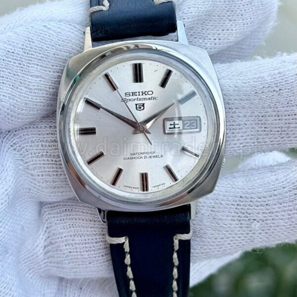 SEIKO 5 Sportsmatic 6619-8190 Silver Dial Day-Date 37mm Vintage Automatic Japan Mens