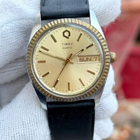 Q Timex Vintage Quartz USA Mens