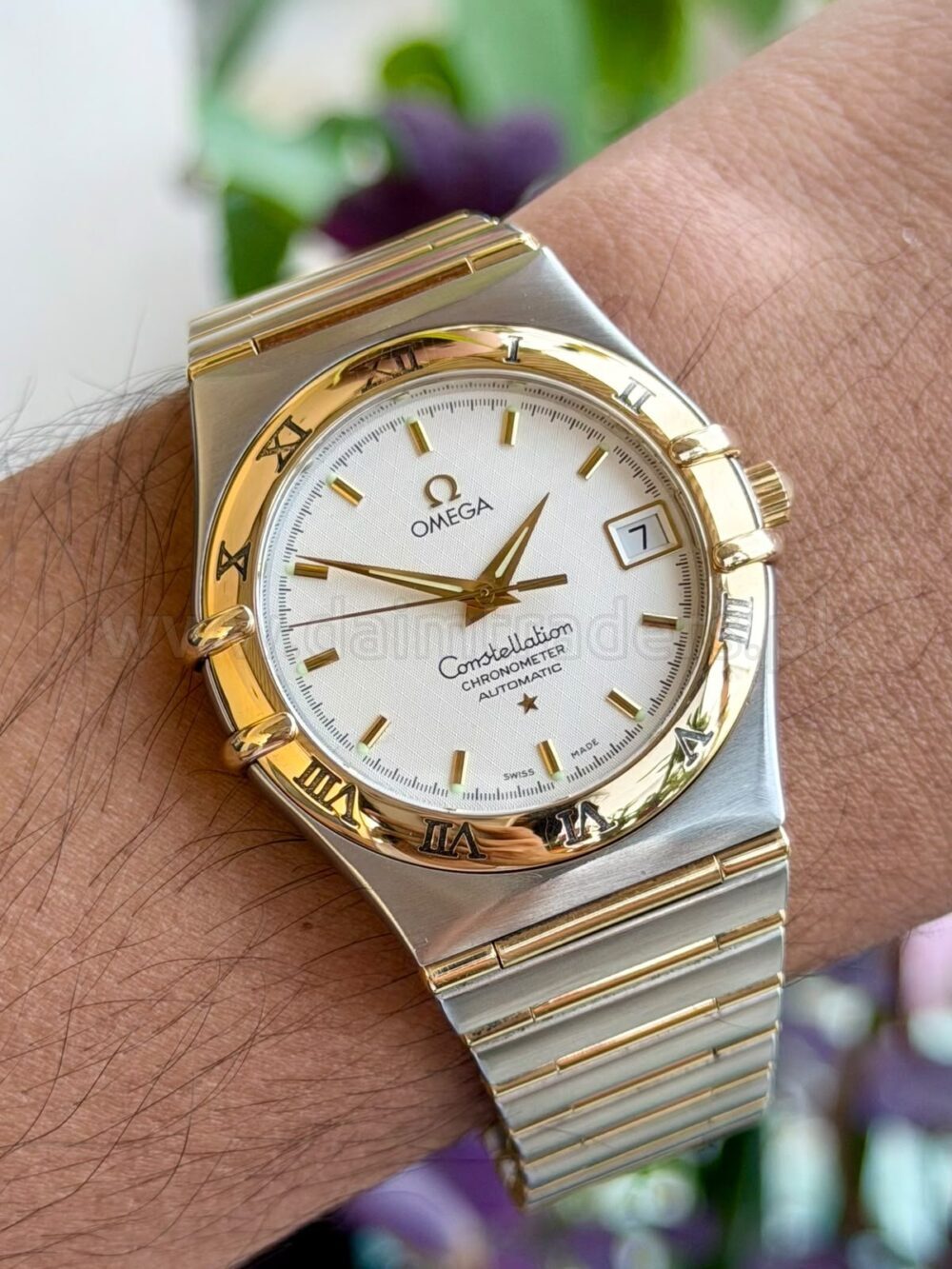 OMEGA Constellation 1202.30.00 White Dial 18k Gold/Steel Automatic Swiss Mens – photo 2