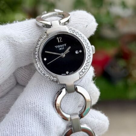 TISSOT T-Lady Quartz T084210  Swiss Ladies