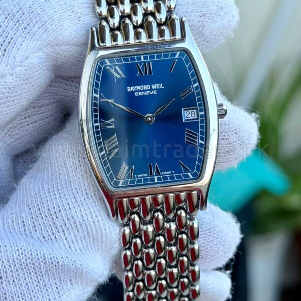 Raymond Weil Saxo 5573 Blue Roman Dial Tonneau Quartz Swiss Mens
