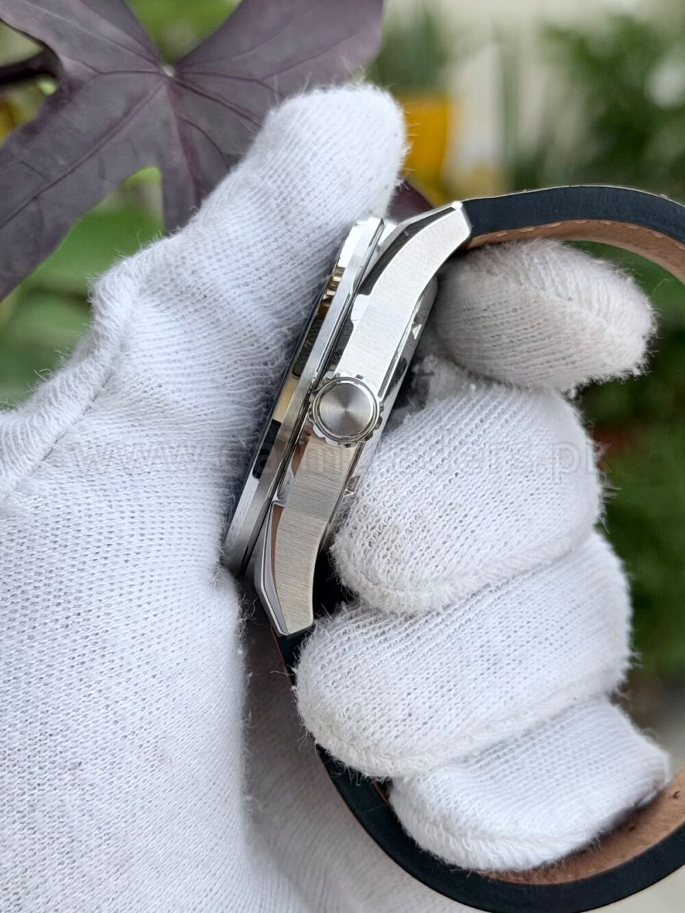 Citizen Eco-Drive AW1360 Japan Mensn – photo 3
