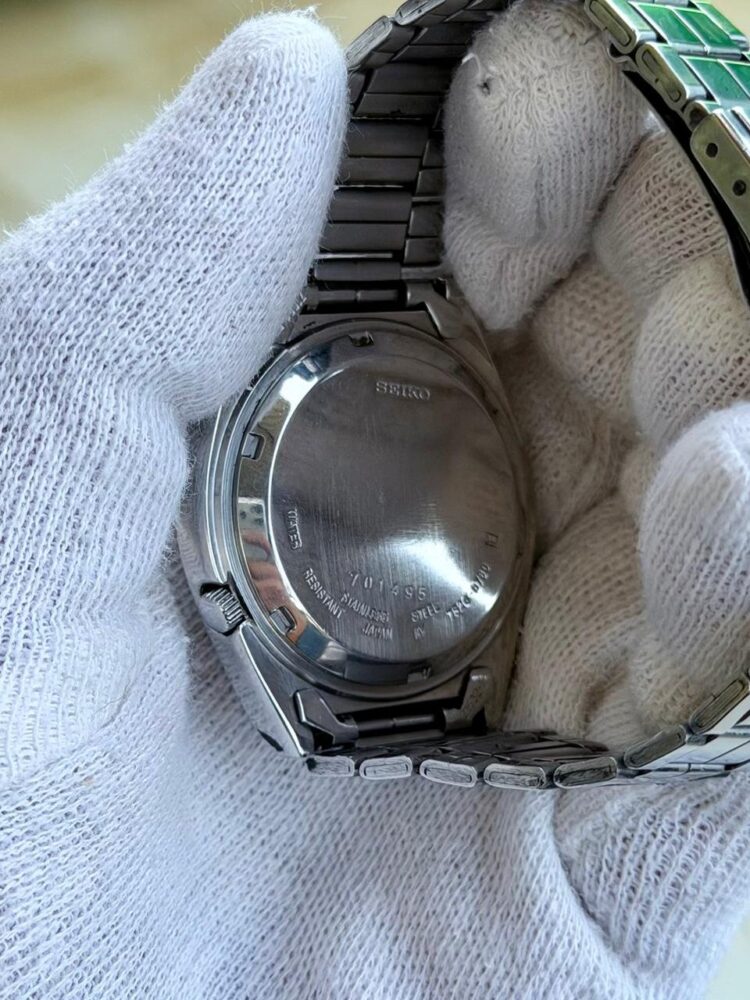 SEIKO 5 vintage 0590 Auto Japan Mens Daim Traders