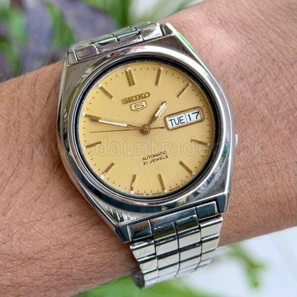 SEIKO 5 vintage 0590 Auto Japan Mens