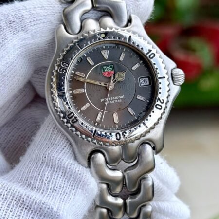Tag Heuer Professional WG1213 Quartz Swiss Mens