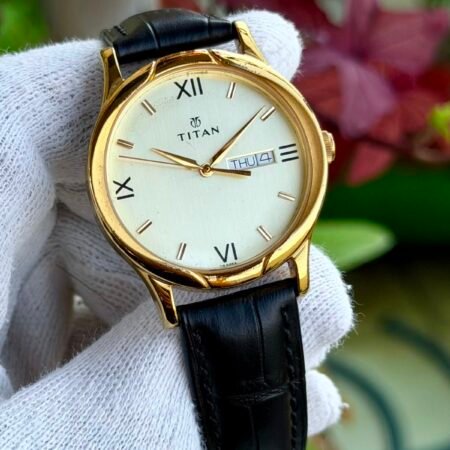 TITAN Quartz Vintage 1580 Quarz Japan Mens