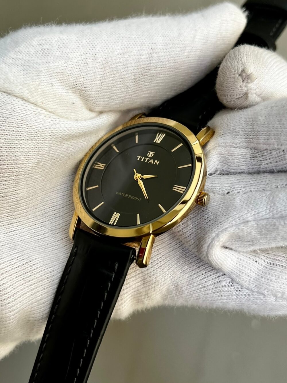 TITAN Dress watch Quartz – photo 3
