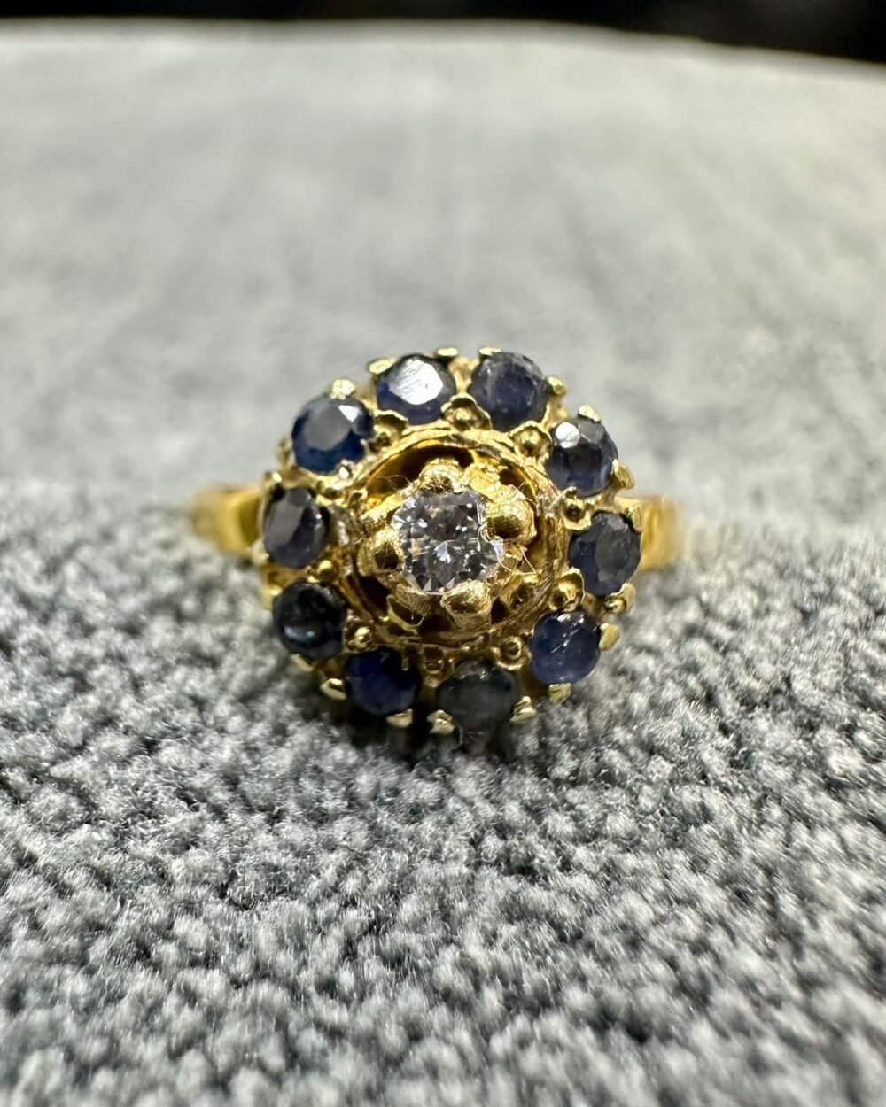 GOLD18k Ring 💍 Dubai Preloved 1x Diamond 💎