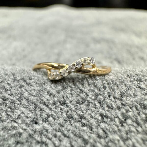 GOLD18k Ring 💍 Dubai Preloved 5x Diamond 💎