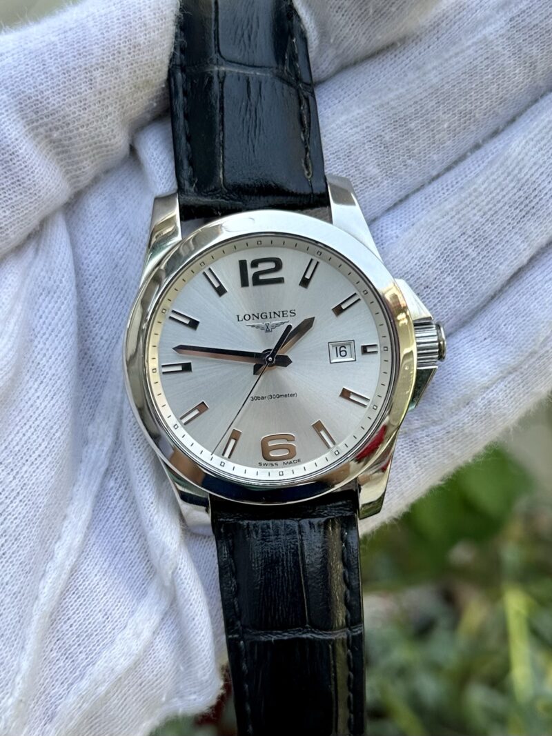 LONGINES Conquest L36594 Quartz