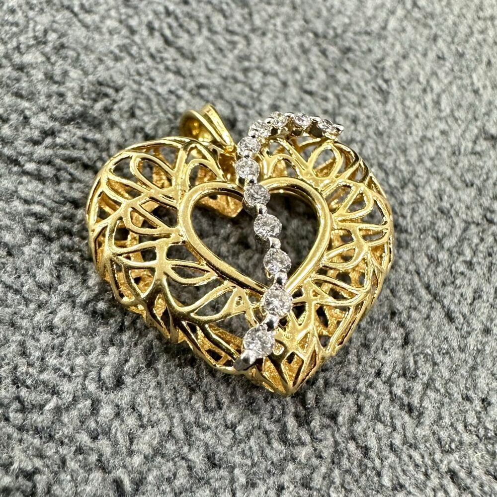 Gold 18k Pendant with Diamonds – photo 2