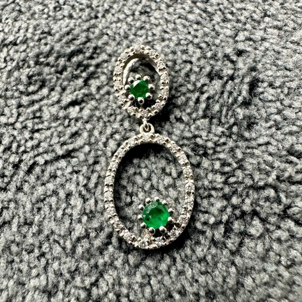 Gold18 Emerald Diamond Pendant