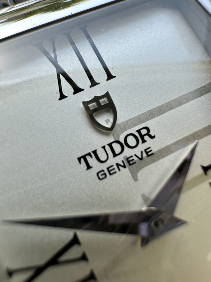 TUDOR Archeo Boy Size Quartz Swiss - Image 4