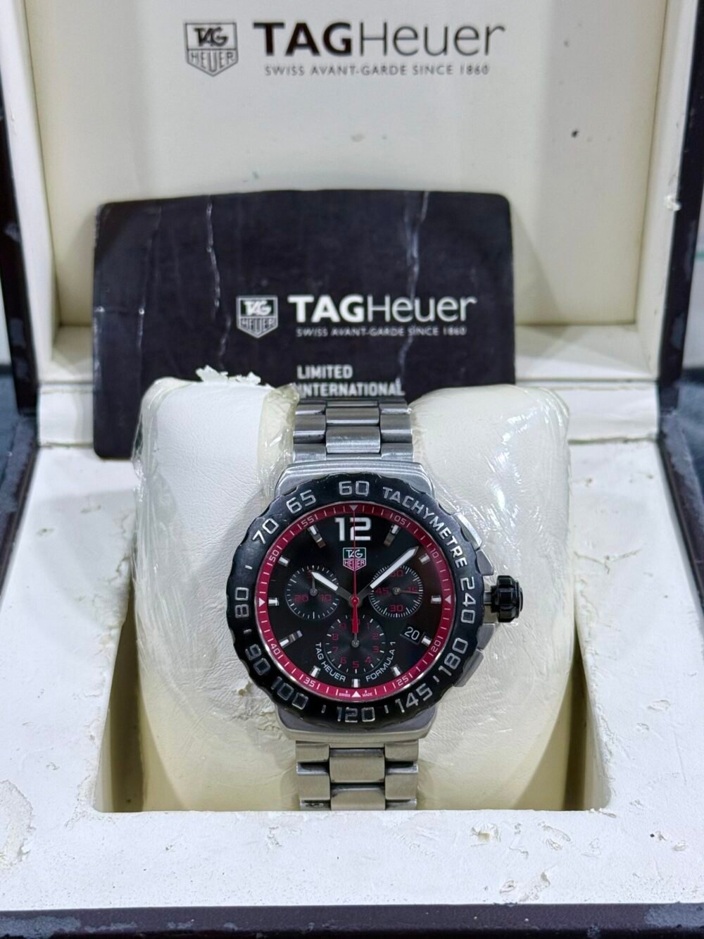 TAG Heuer Formula 1 Chronograph CAU1116 Black Dial 42mm Quartz Swiss Mens – photo 4