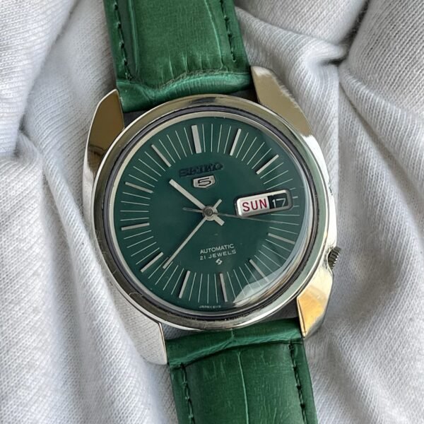 Seiko 5 Japan Vintage Rare Green