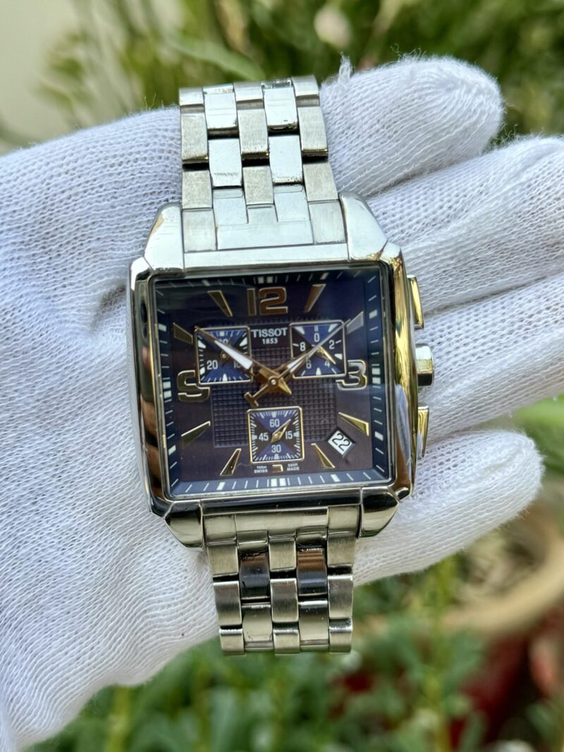 TISSOT Quadrato Swiss T00551716297