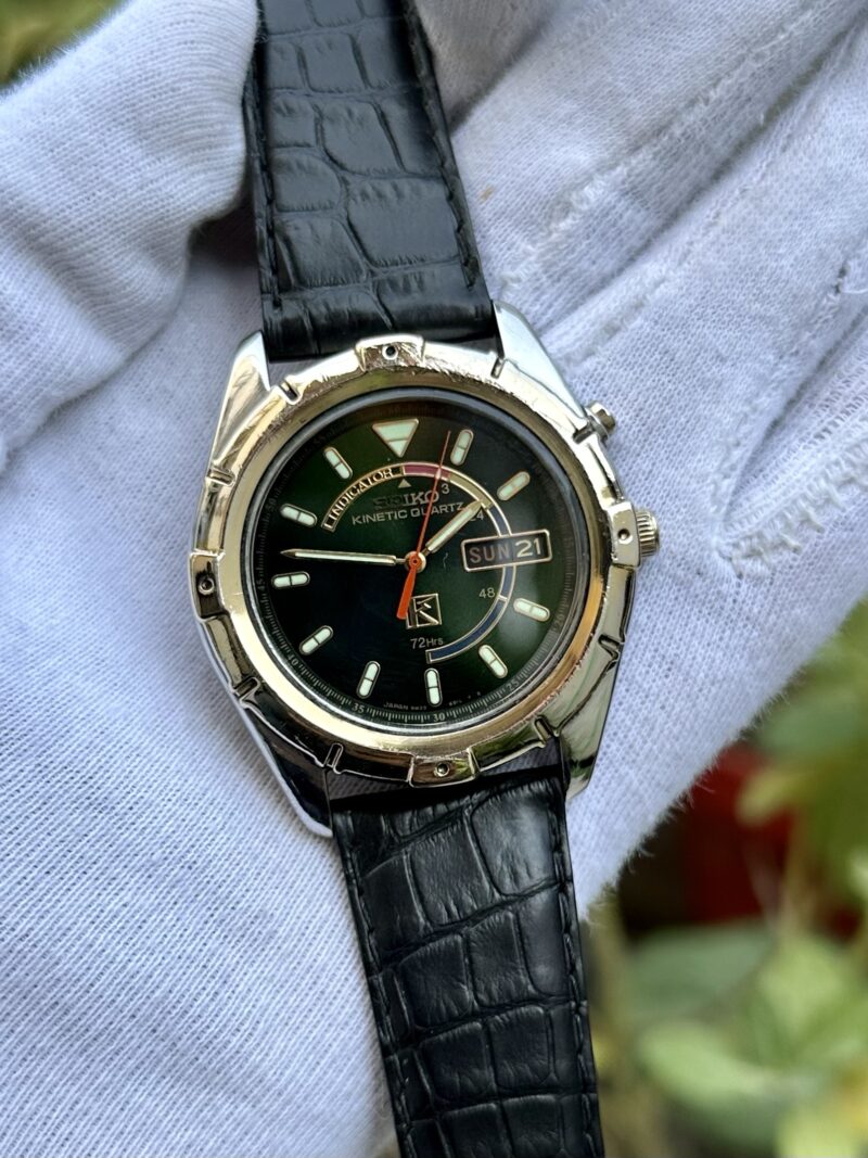 SEIKO Kinetic Japan Green Mens watch