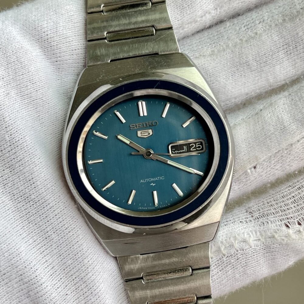 Seiko 5 Japan Oval Shape Ocean Blue dial Bezel